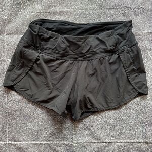 Women's Lululemon Black Lined Hotty Hot 3" Running Yoga Athletic Shorts Sz 6 (M)